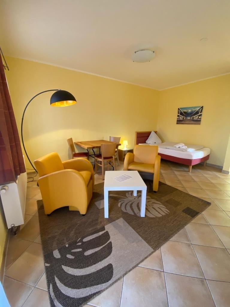 רוסטוק Apartments In Der Kopenhagener Strasse מראה חיצוני תמונה