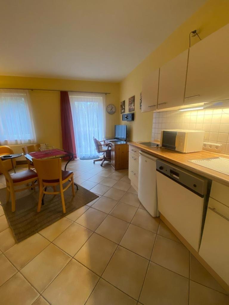 רוסטוק Apartments In Der Kopenhagener Strasse מראה חיצוני תמונה